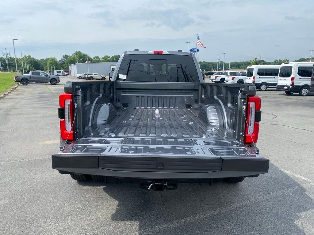 2026 Ford F-350SD Platinum DRW