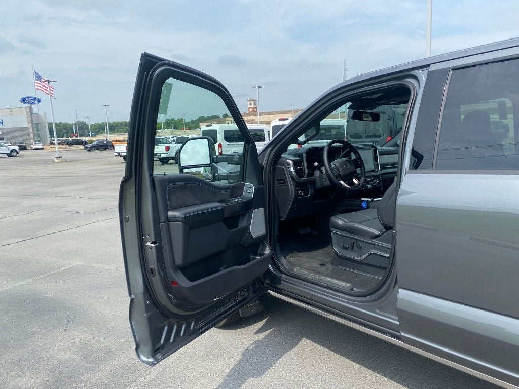 2026 Ford F-350SD Platinum DRW