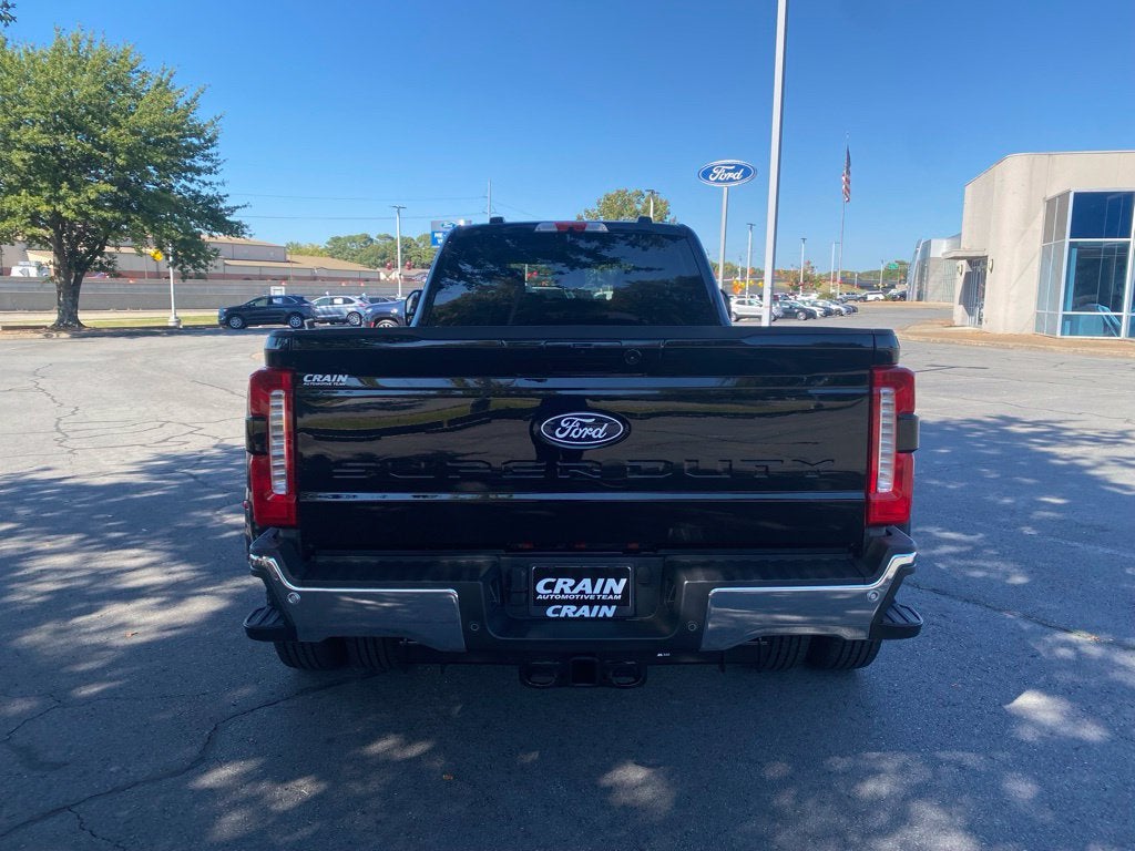 2027 Ford F-350SD XLT - 4WD - DUAL REAR WHEEL - H/O DIESEL