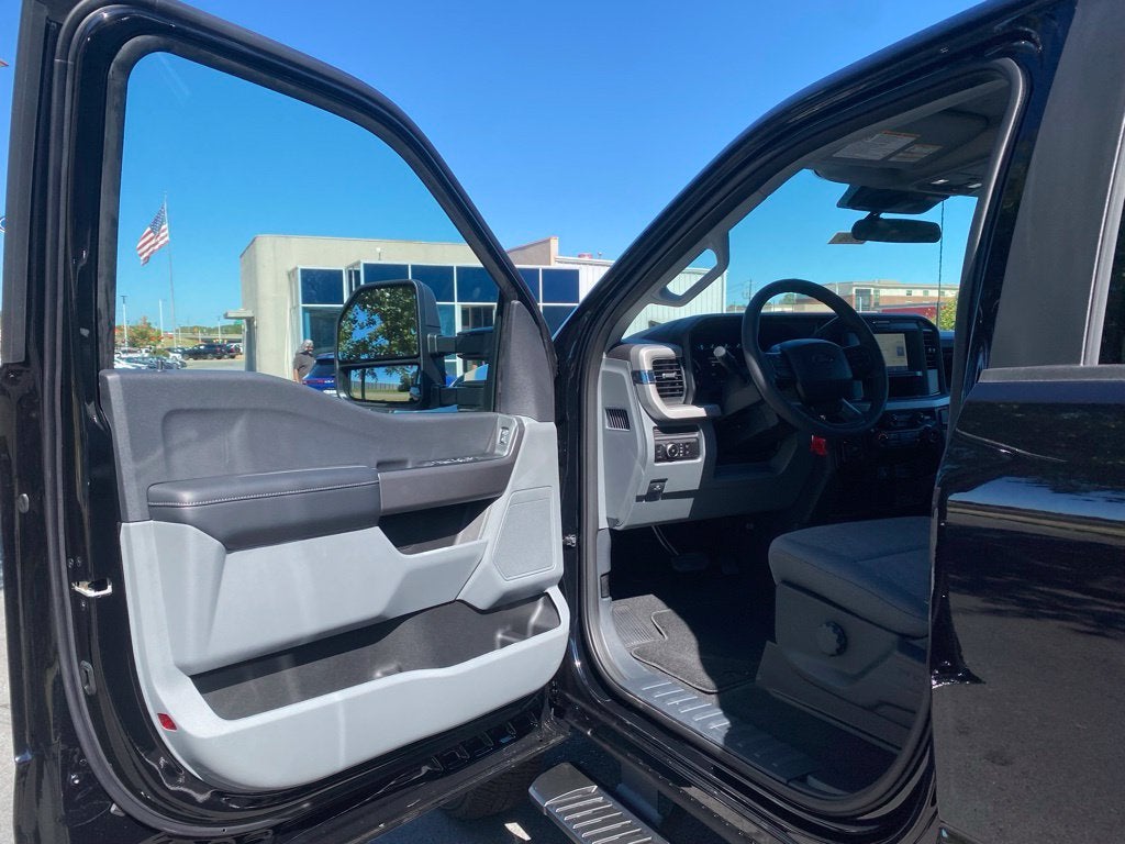 2027 Ford F-350SD XL DRW