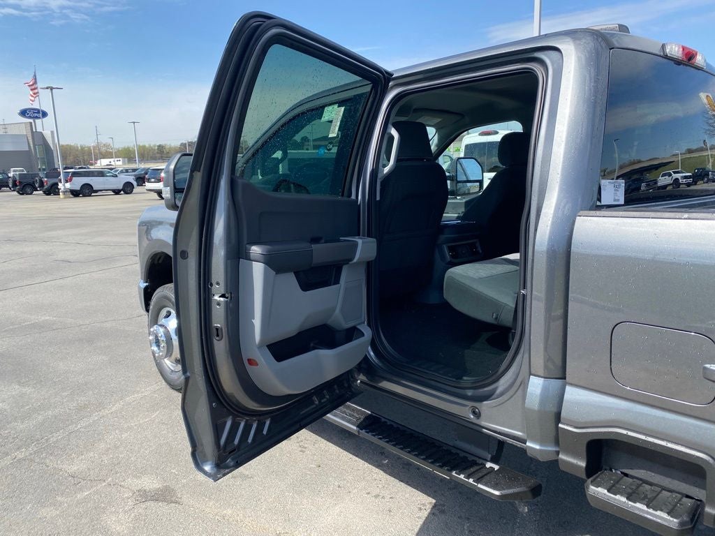 2026 Ford F-350SD XLT DRW