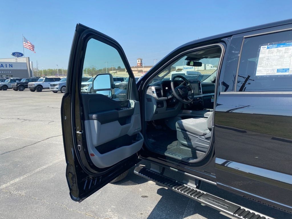 2026 Ford F-350SD XLT DRW