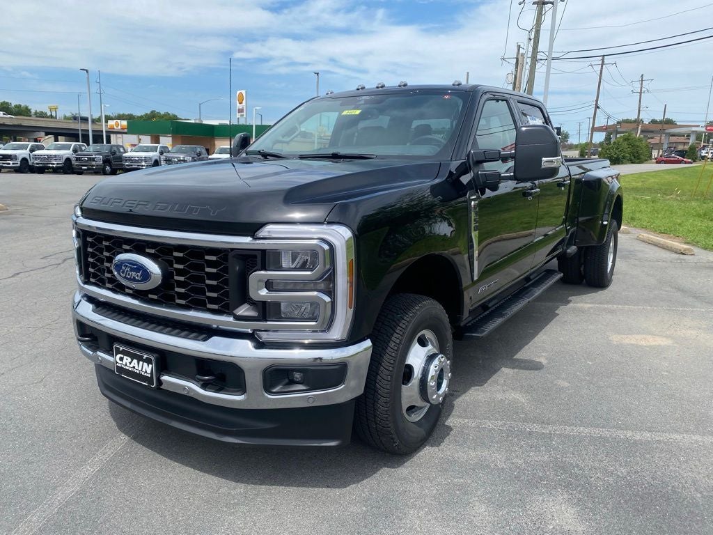 2026 Ford F-350SD Lariat DRW