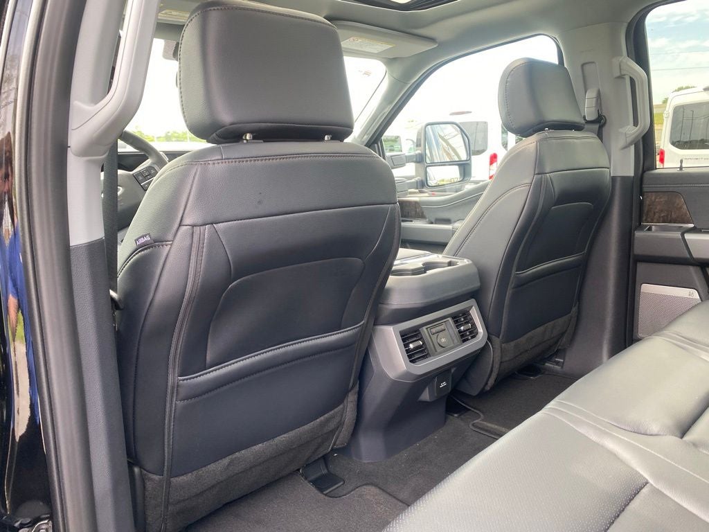 2026 Ford F-350SD Lariat DRW