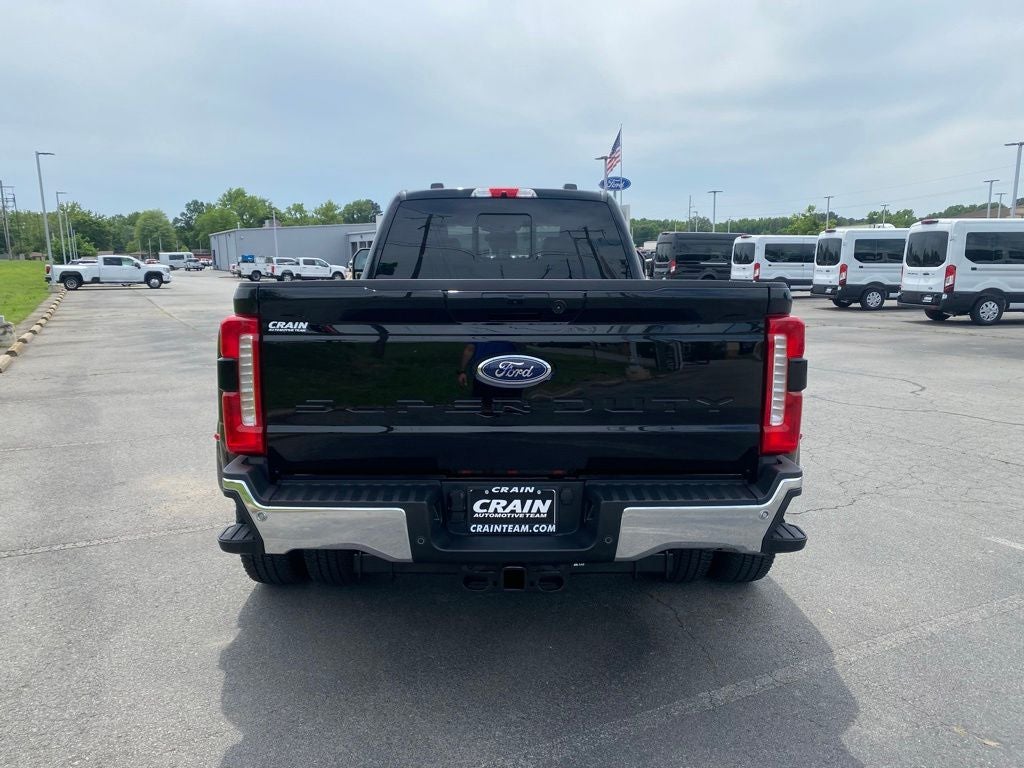 2026 Ford F-350SD Lariat DRW