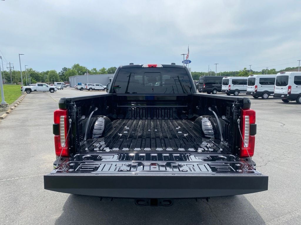 2026 Ford F-350SD Lariat DRW