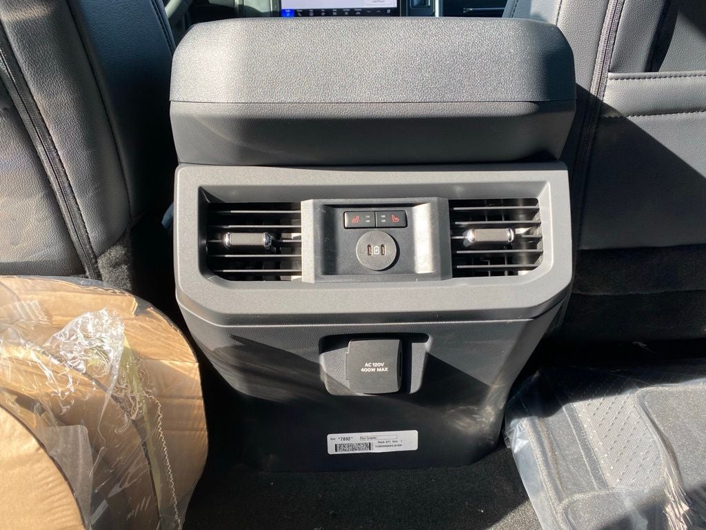 2026 Ford F-350SD Lariat DRW