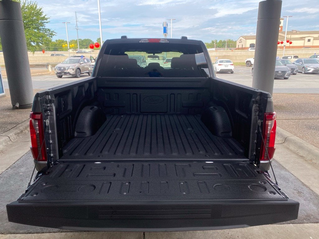 2026 Ford F-150 XLT - 4WD - 5.0L V8
