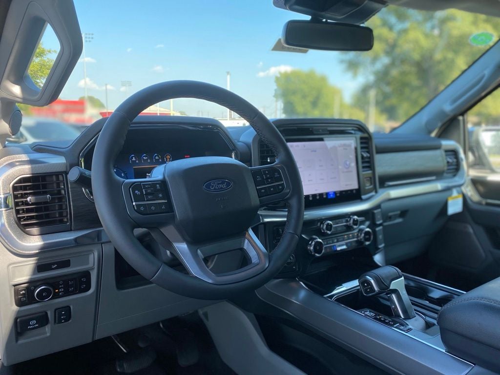 2026 Ford F-150 Lariat - 4WD - POWERBOOST HYBRID