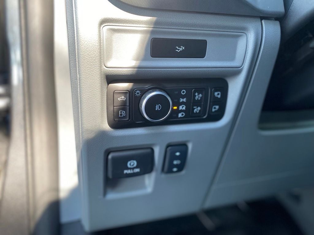 2026 Ford F-150 Lariat - 4WD - POWERBOOST HYBRID