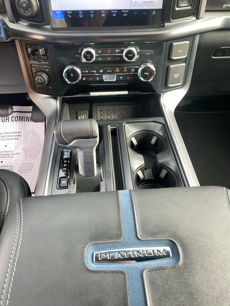 2025 Ford F-150 Platinum