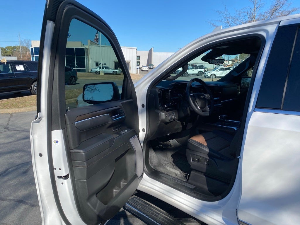 2025 Chevrolet Silverado 1500 High Country