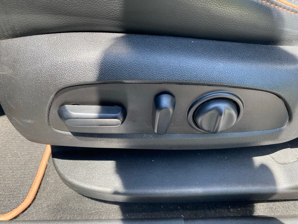 2021 GMC Acadia AT4