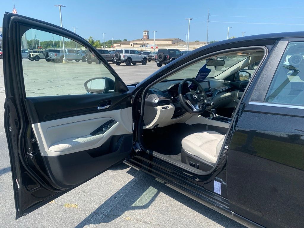 2025 Nissan Altima 2.5 SV FORD BLUE CERTIFIED - CLEAN CARFAX
