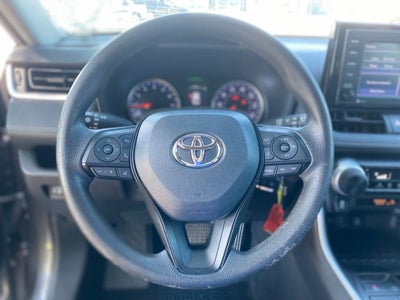 2022 Toyota RAV4 LE