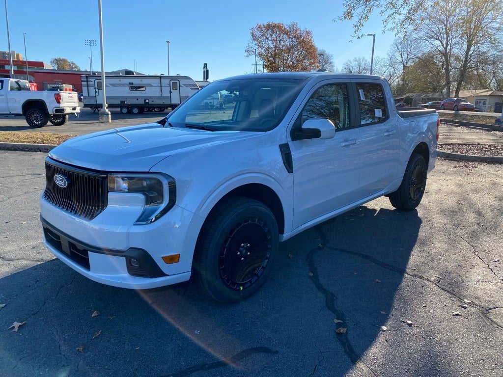 2026 Ford Maverick Lobo Standard