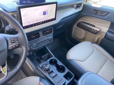2025 Ford Maverick Lariat - AWD - BLACK PACKAGE - 2.5L HYBRID