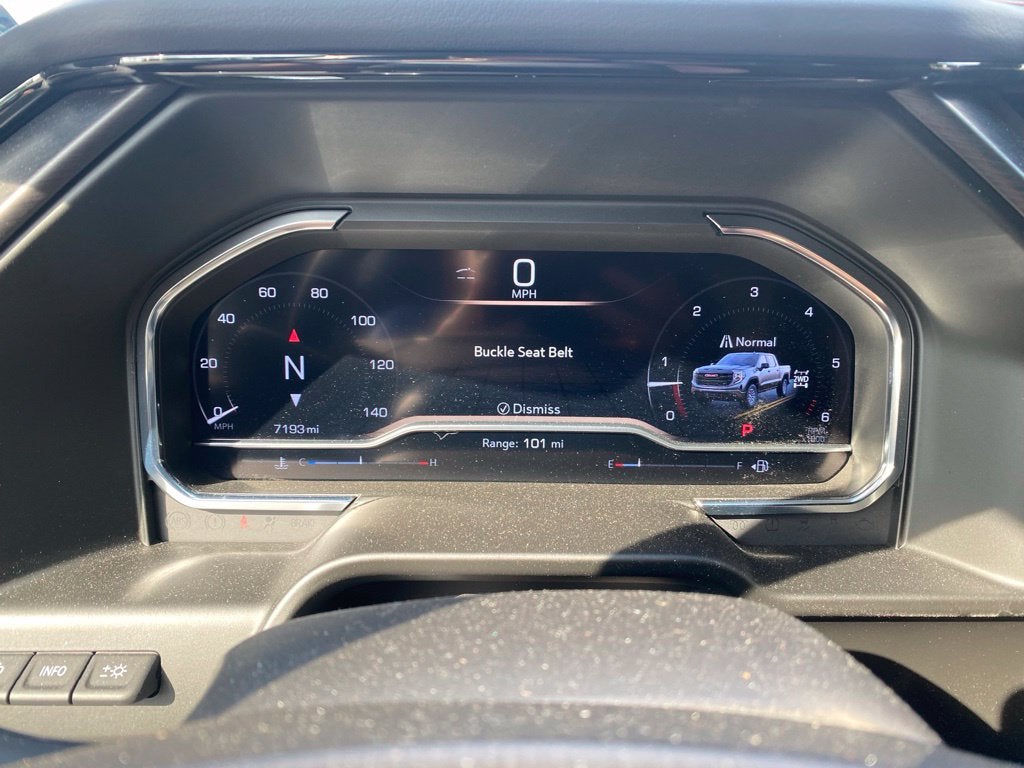 2025 GMC Sierra 1500 AT4 - 6.2L V-8 - TECHNOLOGY PACKAGE