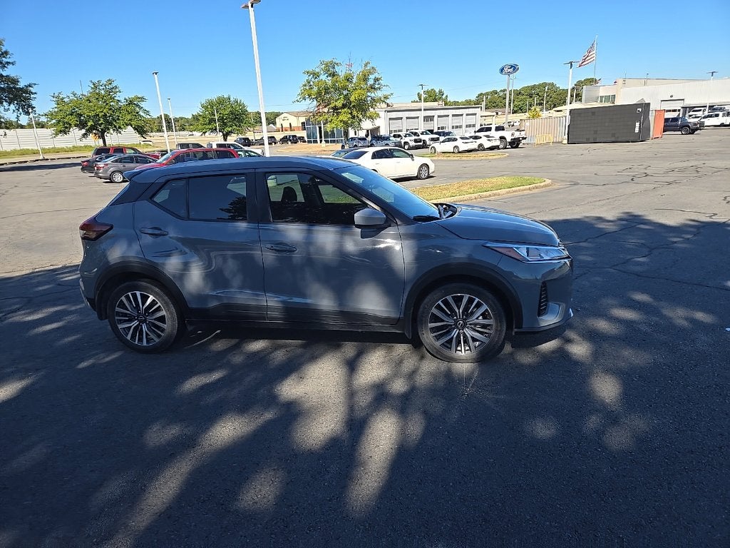 2023 Nissan Kicks SV