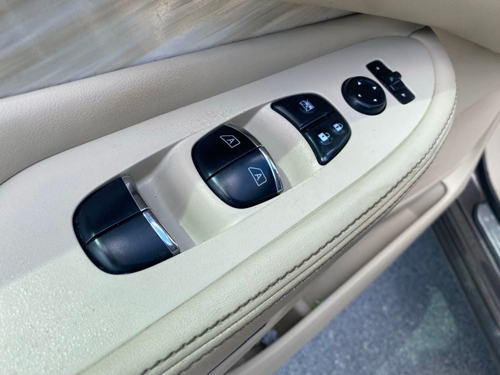 2015 Nissan Murano Base