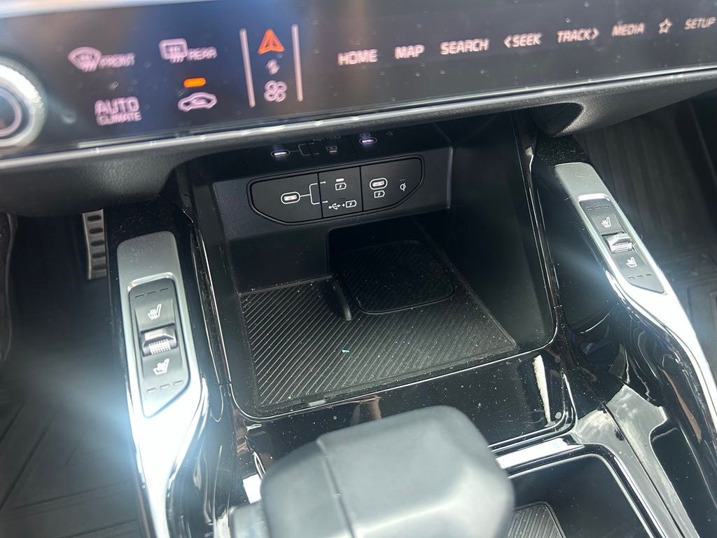 2024 Kia Sorento SX