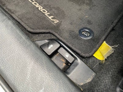 2025 Toyota Corolla SE **ONE OWNER - CLEAN CARFAX