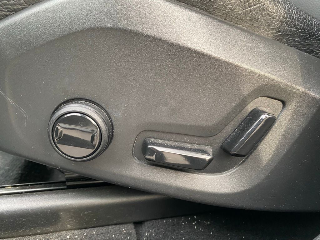 2021 Volvo XC60 T5 Momentum