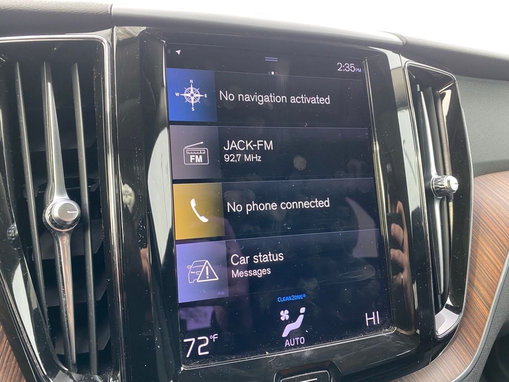 2021 Volvo XC60 T5 Momentum