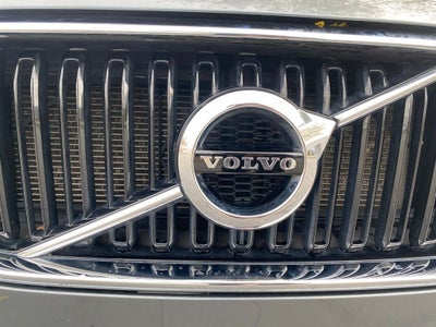 2021 Volvo XC60 T5 Momentum