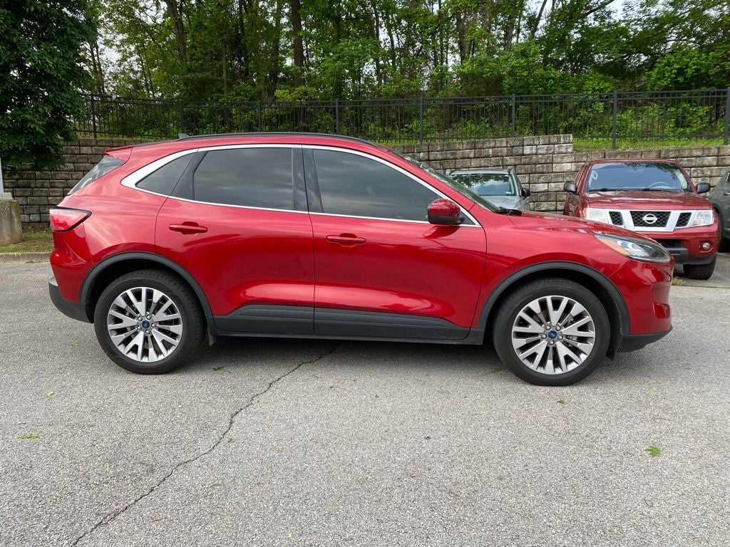 2022 Ford Escape Titanium