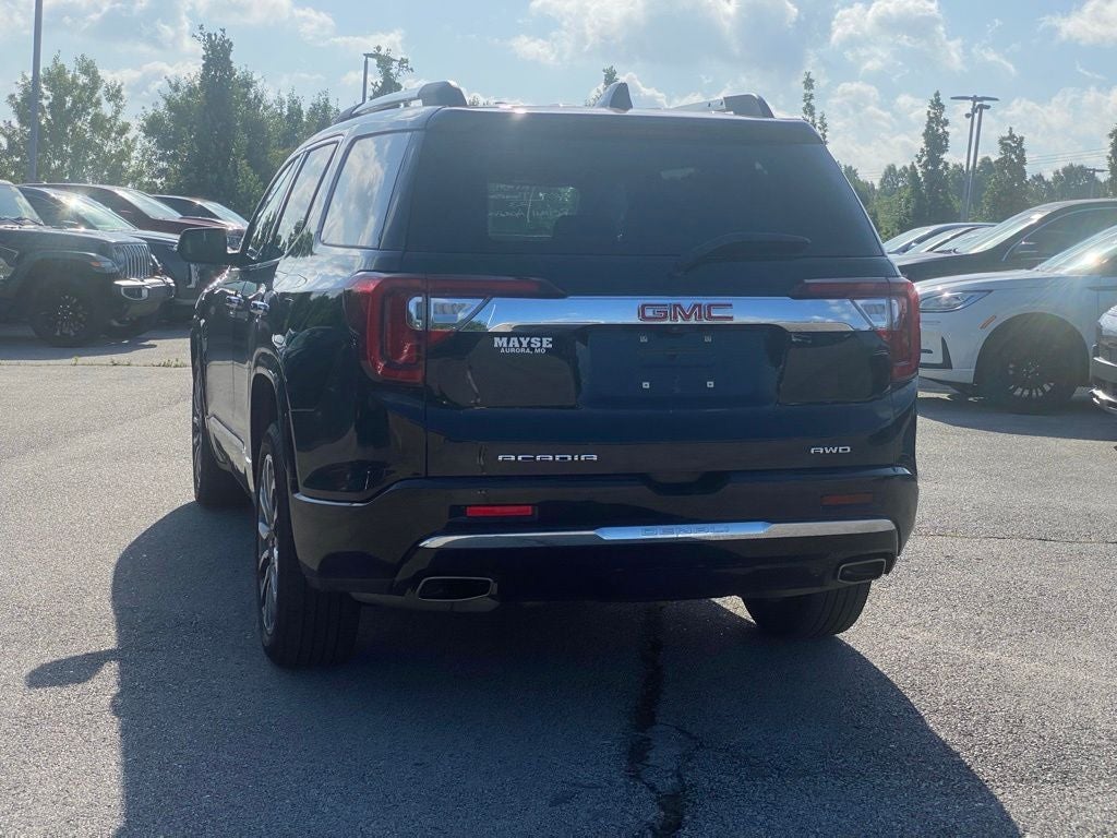 2023 GMC Acadia Denali