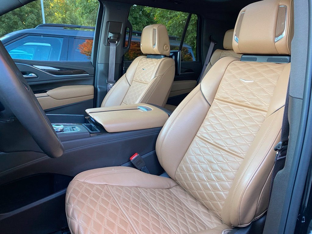 2024 Cadillac Escalade Sport