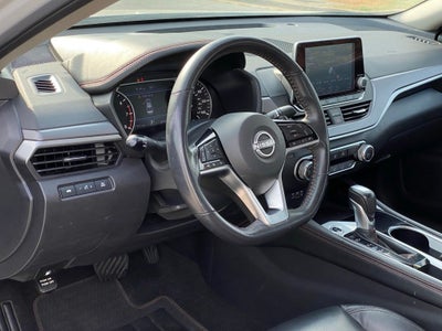 2025 Nissan Altima 2.5 SR