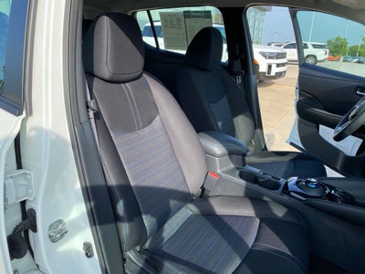 2023 Nissan Leaf SV Plus