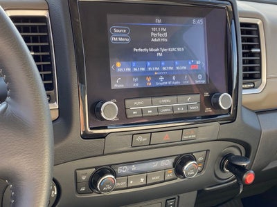 2024 Nissan Frontier SV