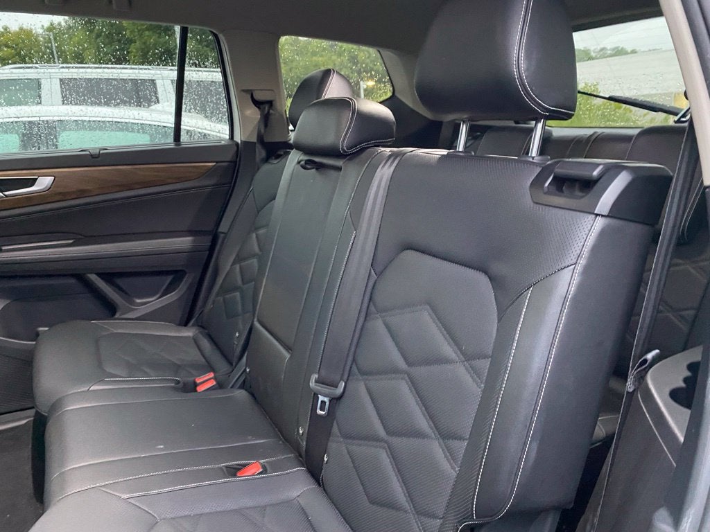 2025 Volkswagen Atlas 2.0T SE w/Technology