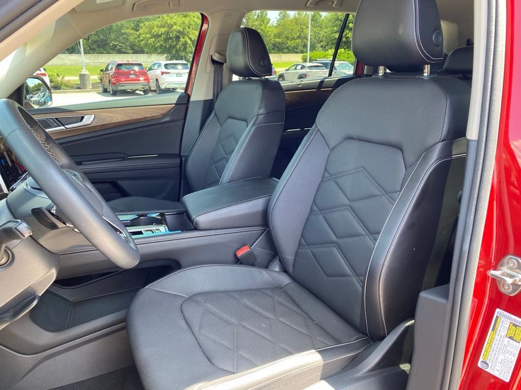 2024 Volkswagen Atlas 2.0T SE w/Technology