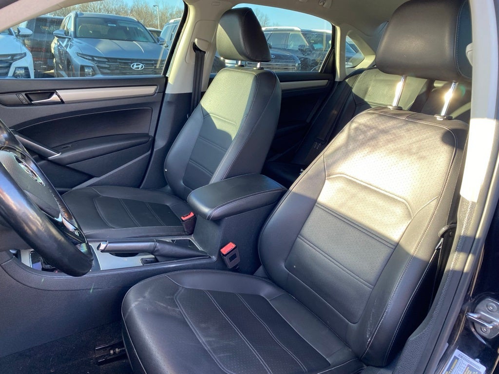 2020 Volkswagen Passat 2.0T SE