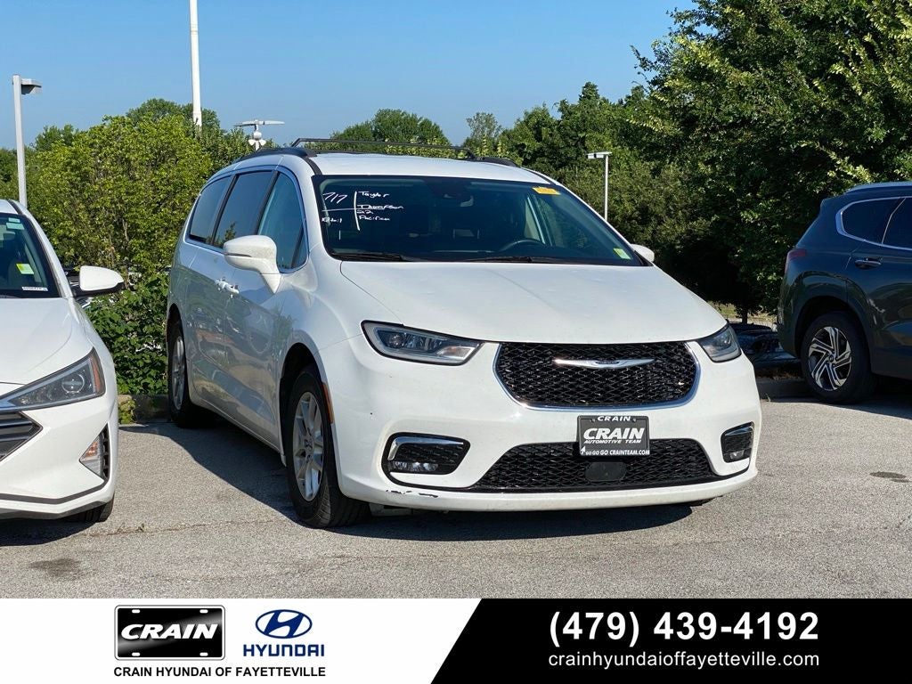 2022 Chrysler Pacifica Touring L