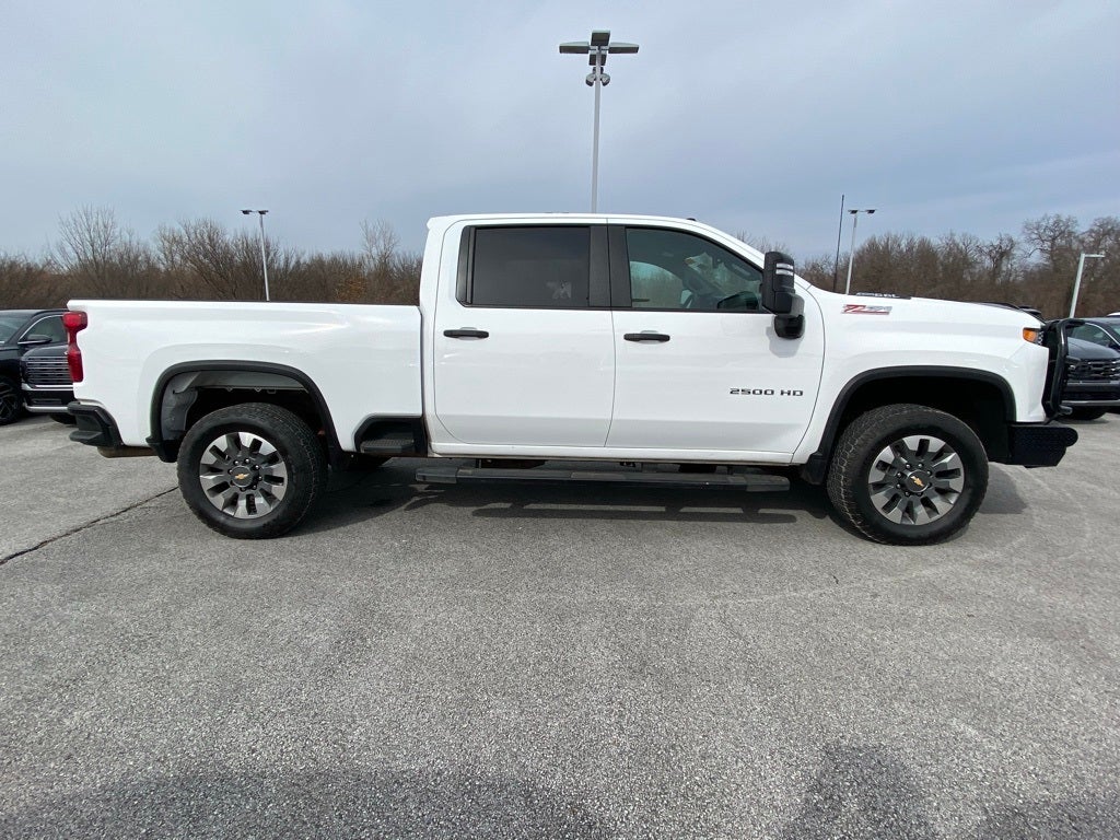 2025 Chevrolet Silverado 2500HD Custom