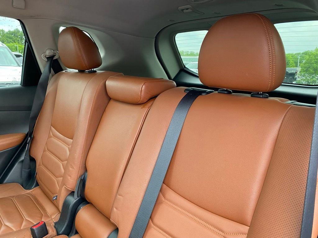 2017 Nissan Rogue SL