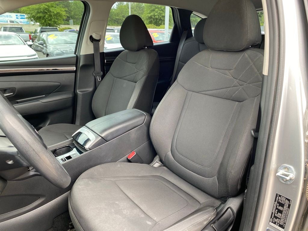 2022 Hyundai Tucson SE