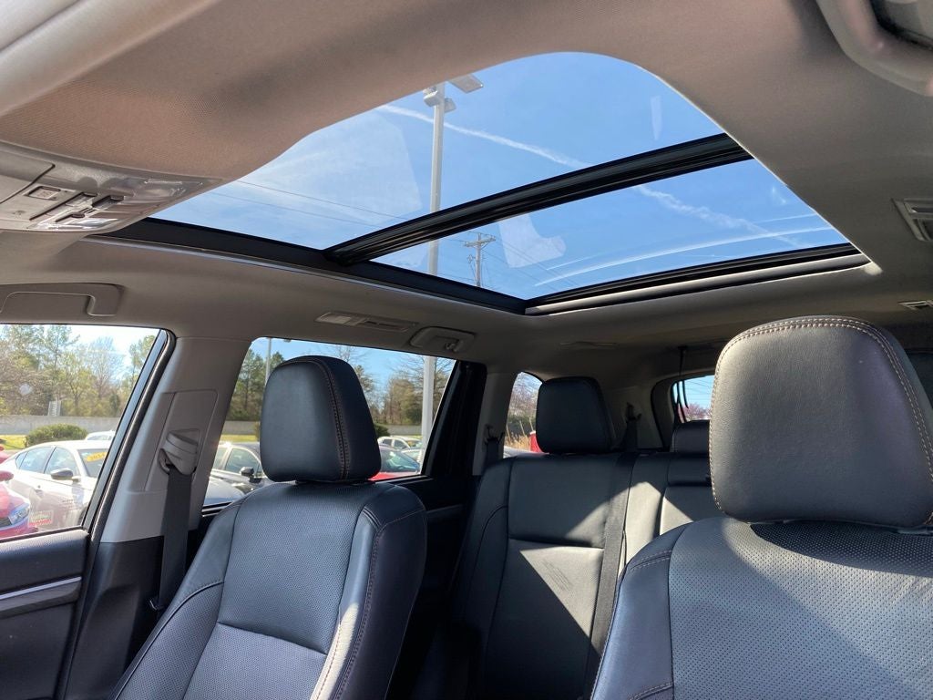 2017 Toyota Highlander Limited Platinum