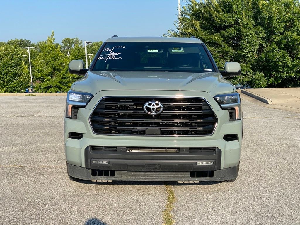 2025 Toyota Sequoia SR5