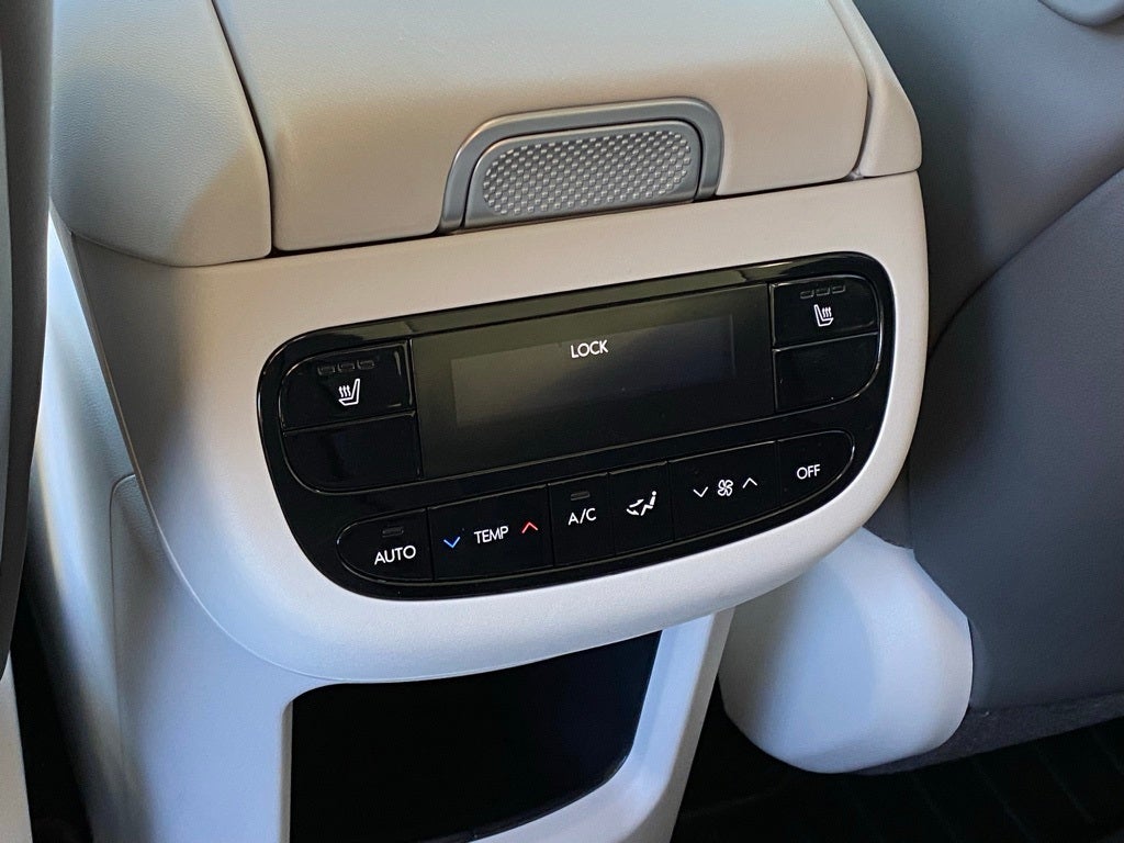 2026 Hyundai IONIQ 9 SEL LOCAL TRADE 1 OWNER