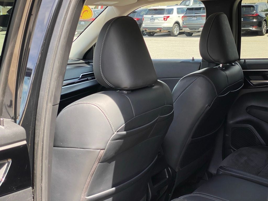 2024 Mitsubishi Outlander SE