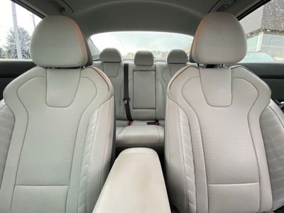 2022 Hyundai Elantra Limited