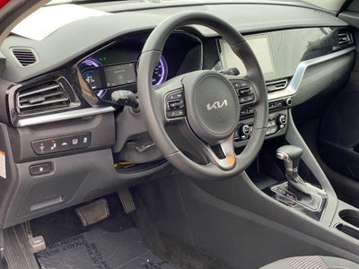 2022 Kia Niro LXS
