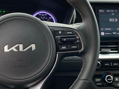 2022 Kia Niro LXS