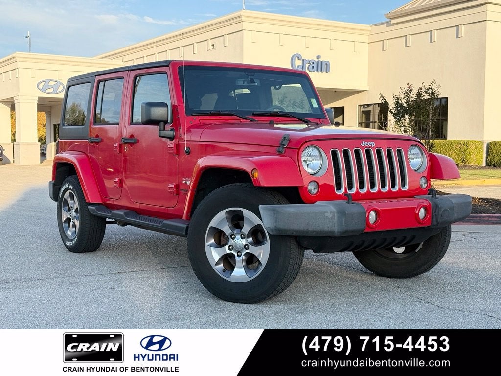 2016 Jeep Wrangler Unlimited Sahara - 4WD / CARFAX ONE OWNER